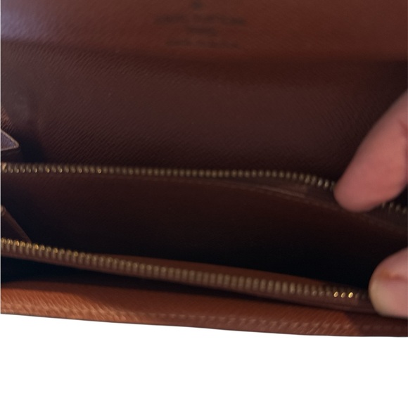 Louis Vuitton Dark Brown Monogram Wristlet - Picture 5 of 16